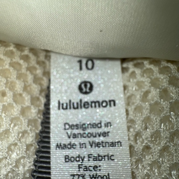 Lululemon Brand New Winter Chill Wool Jacket - Picture 8 of 16